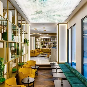 Hotel Emerald