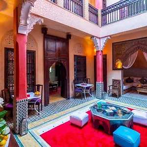 https://riad-reves-dorient.marrakeshhotelsmorocco.com