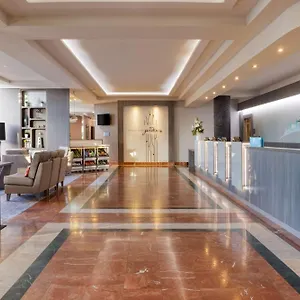 Hilton Garden Centre אירלנד